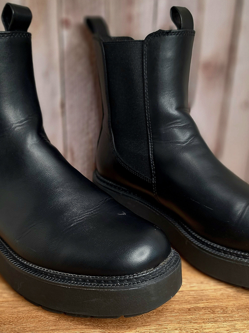 Absolute Black Chelsea Boots